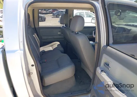 2005 Dodge Dakota Laramie from USA, damaged, VIN 1D3HW58N75S151905